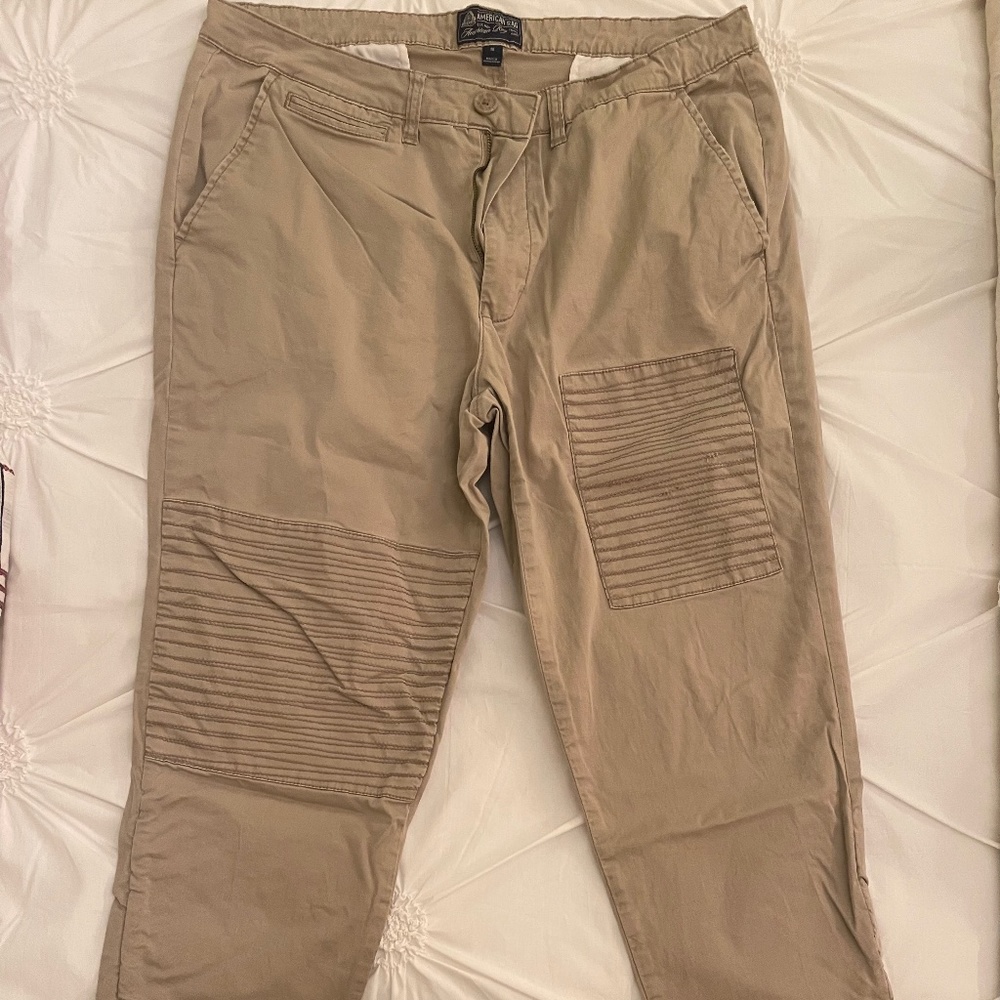 Men's American Rag khaki capri pants, size 36